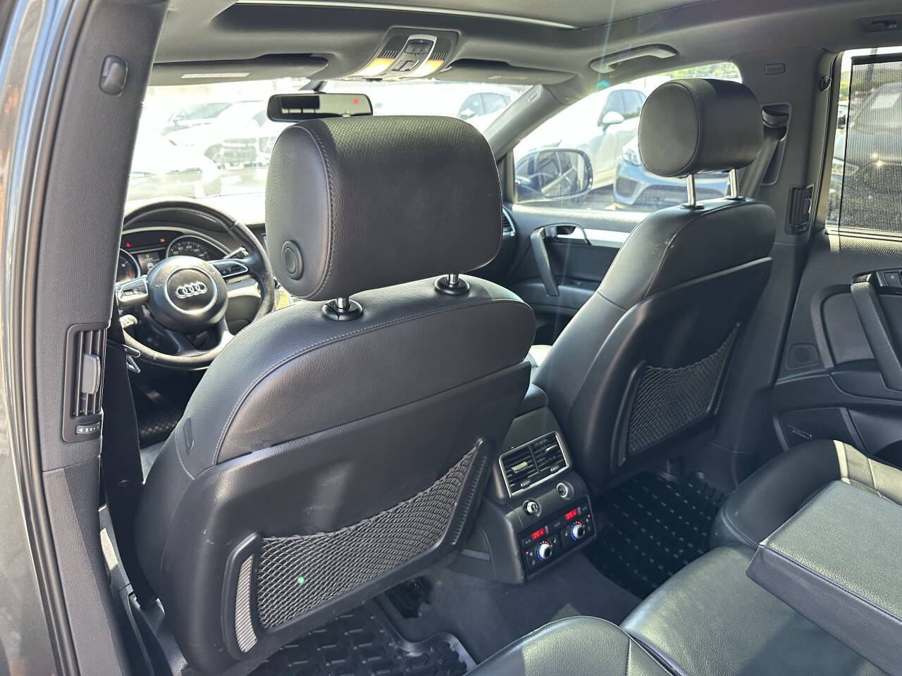 Vehicle image 40 of 57