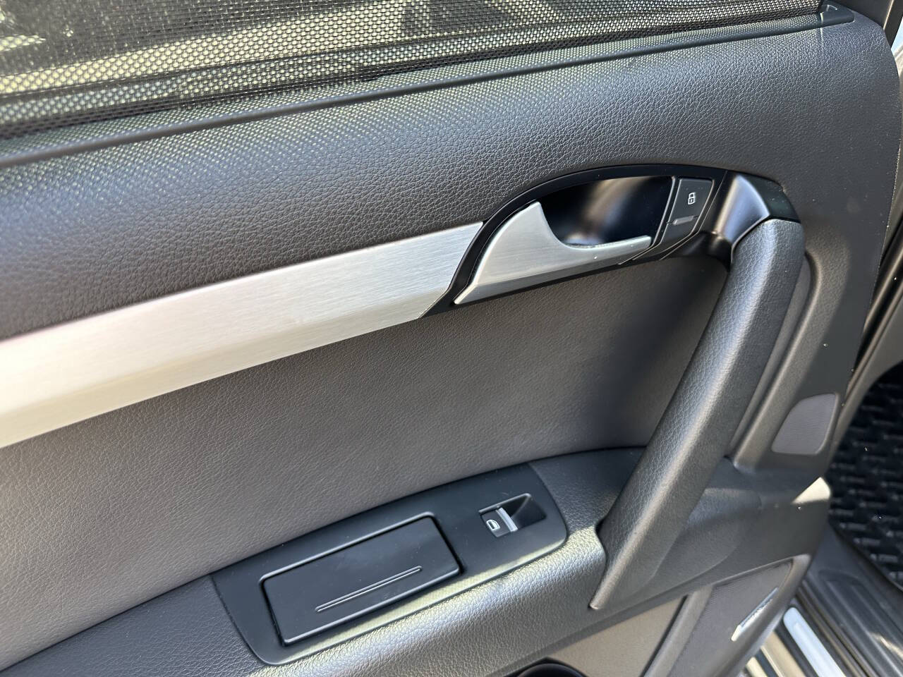 Vehicle image 35 of 57