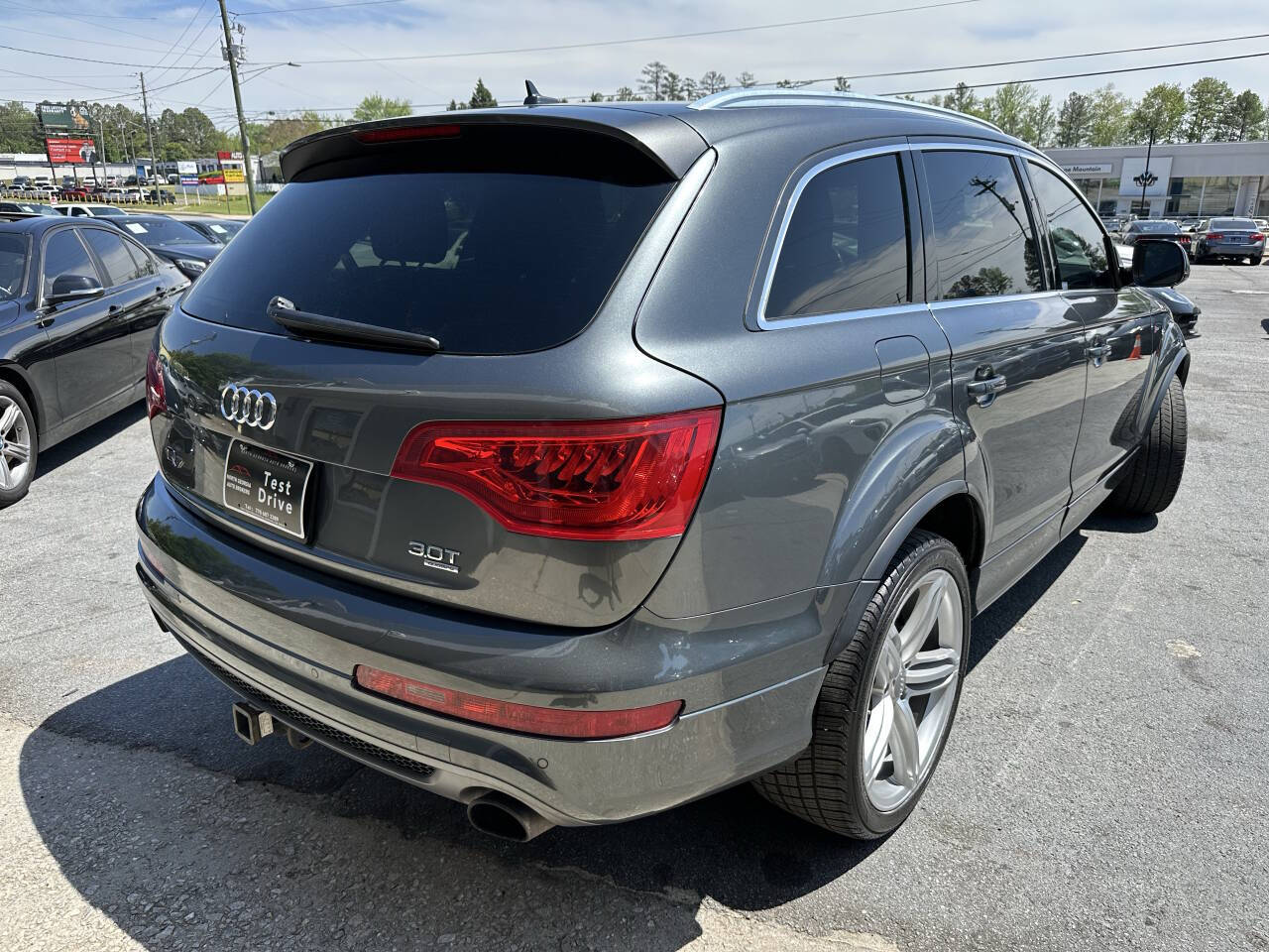 Vehicle image 5 of 57