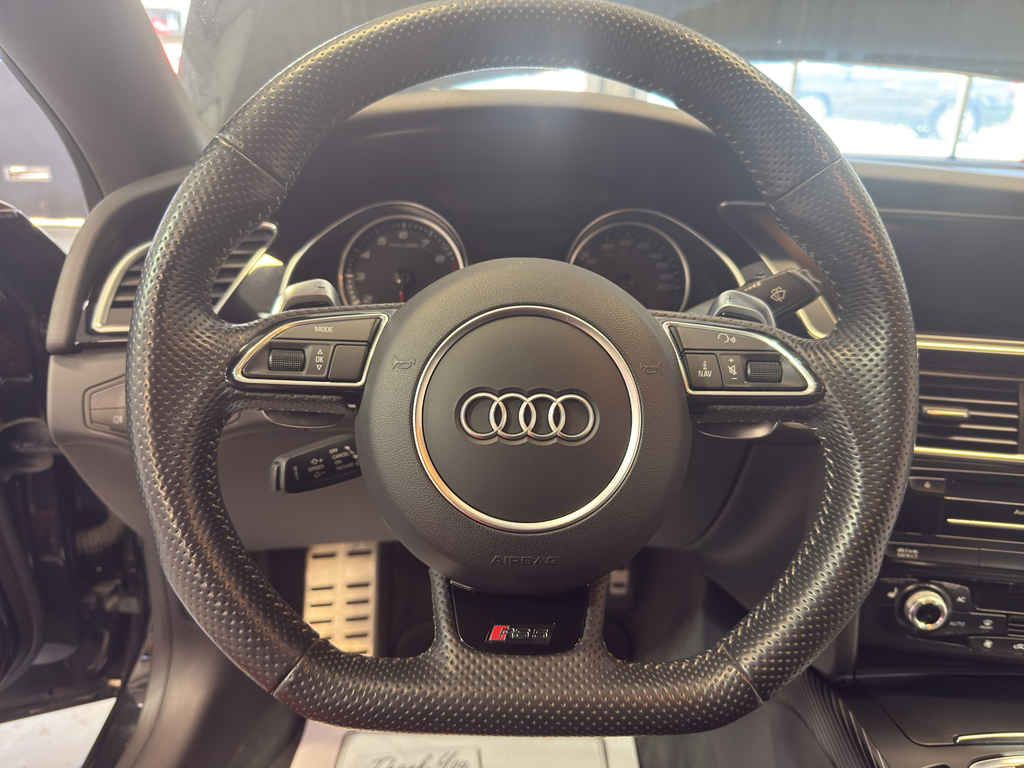 Vehicle image 20 of 37