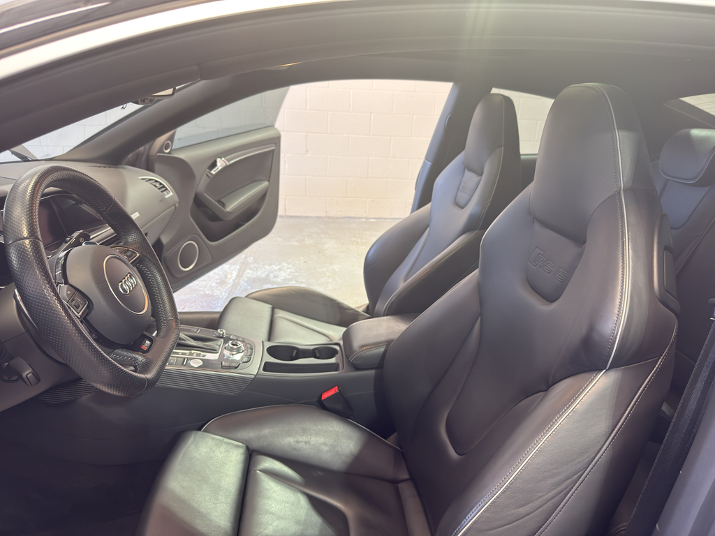 Vehicle image 18 of 37