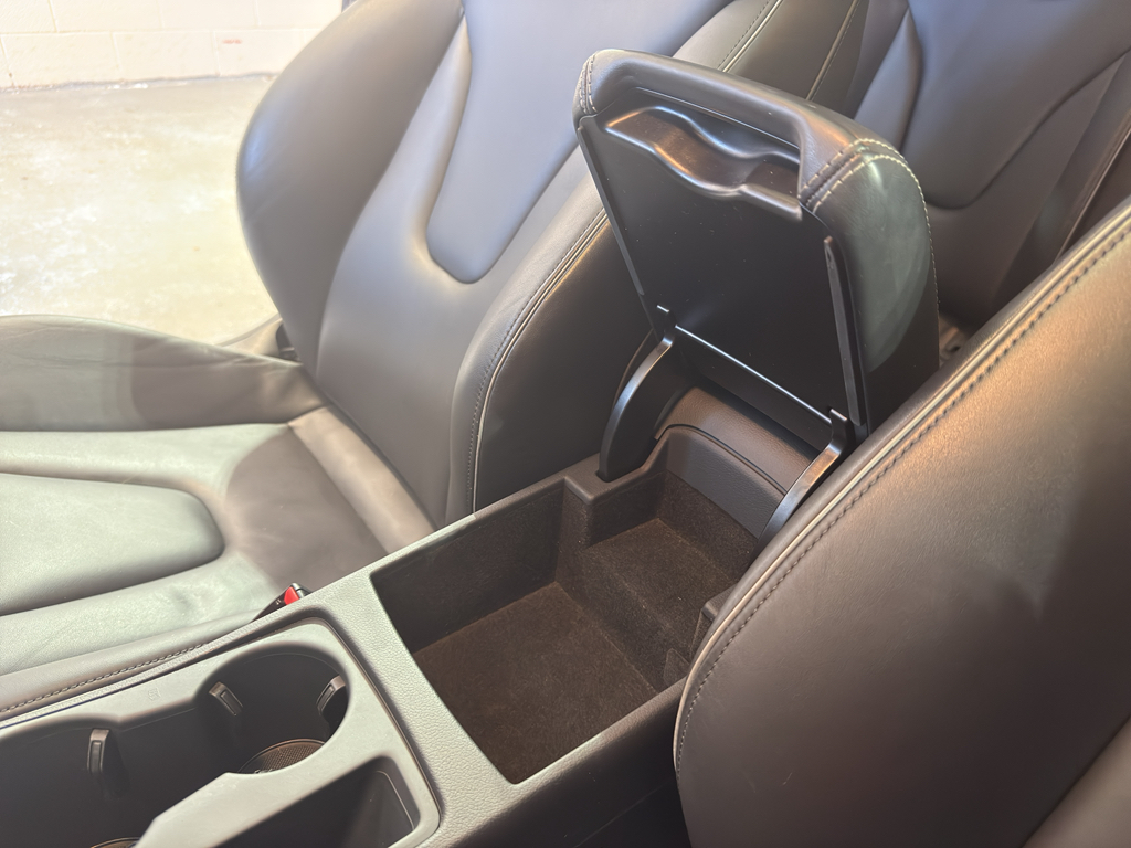 Vehicle image 24 of 37