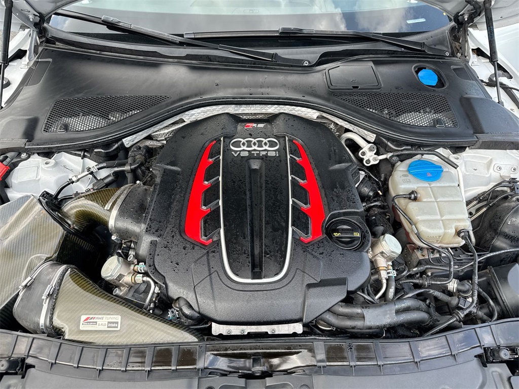 Vehicle image 10 of 29