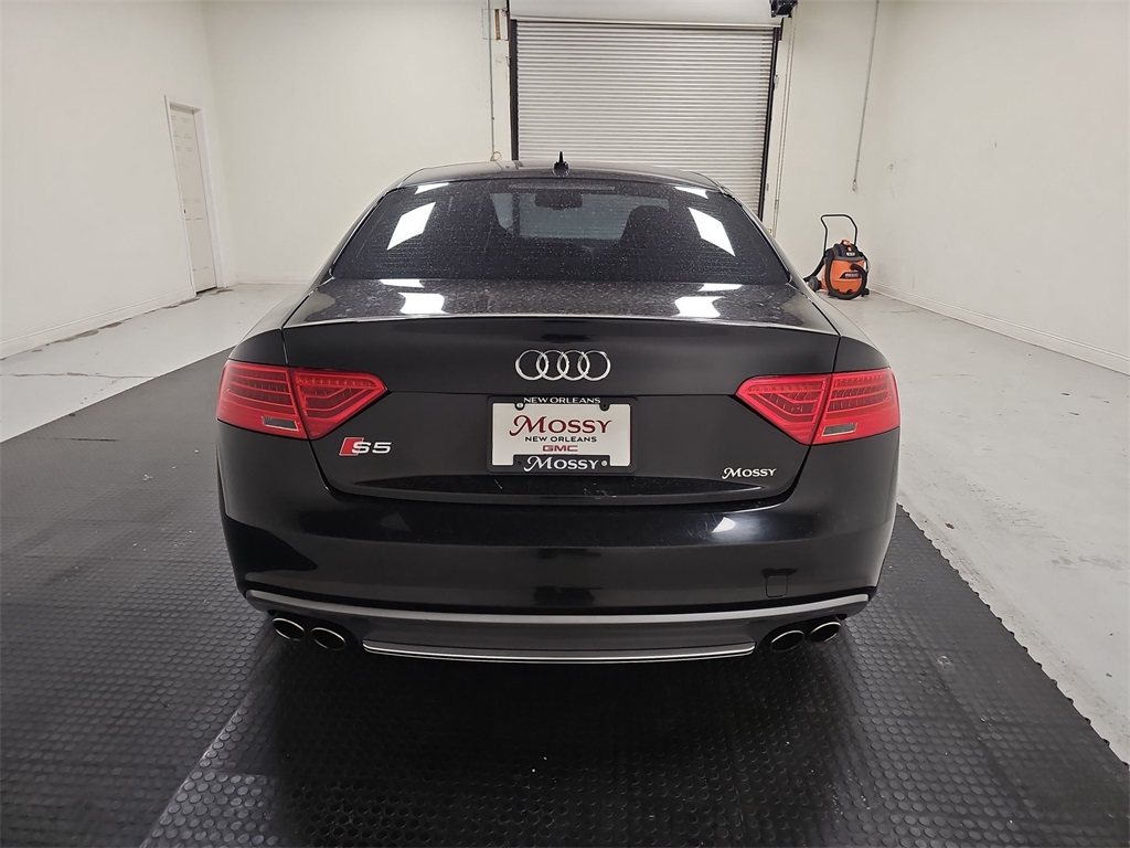 Vehicle image 5 of 32