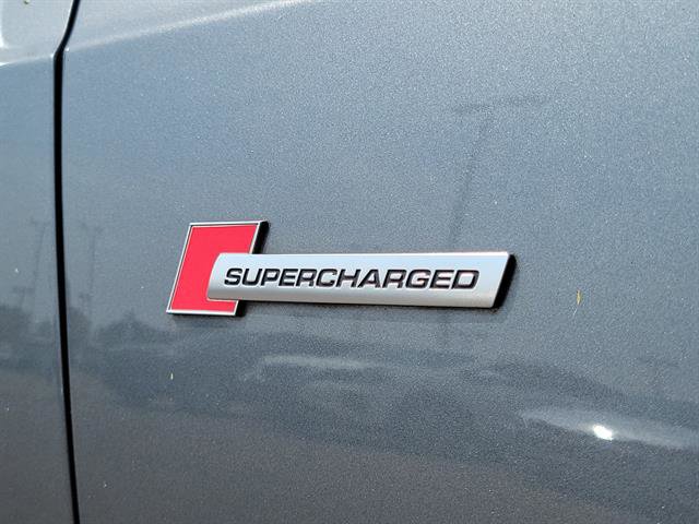 Vehicle image 22 of 26