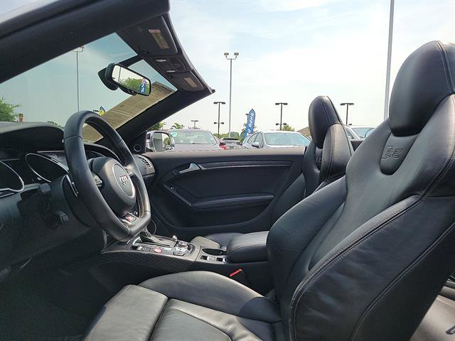 Vehicle image 24 of 26