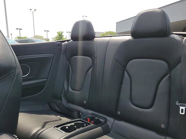 Vehicle image 7 of 26