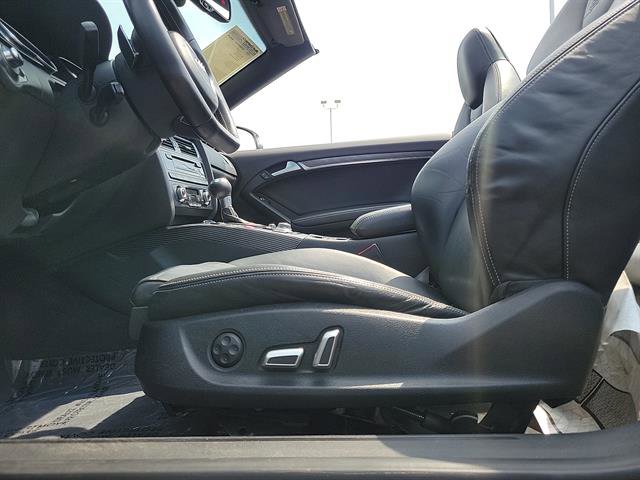 Vehicle image 9 of 26