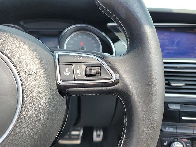 Vehicle image 13 of 26