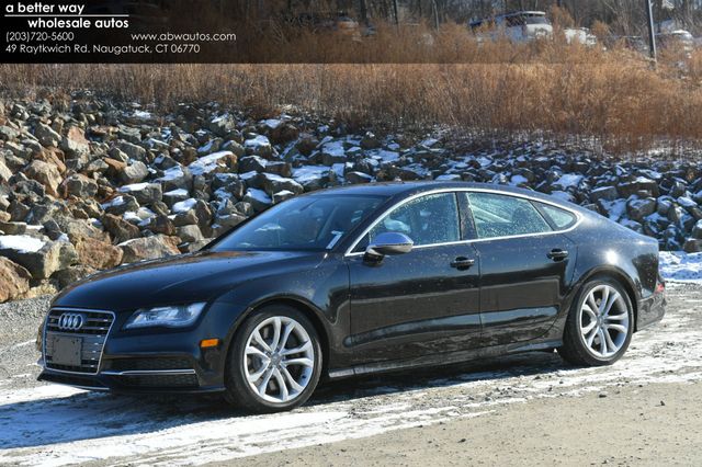 Vehicle image 2 of 33
