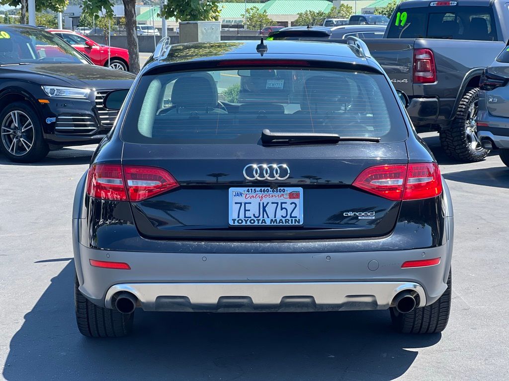 Vehicle image 5 of 30