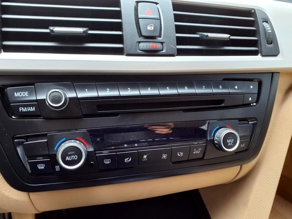 Vehicle image 17 of 26