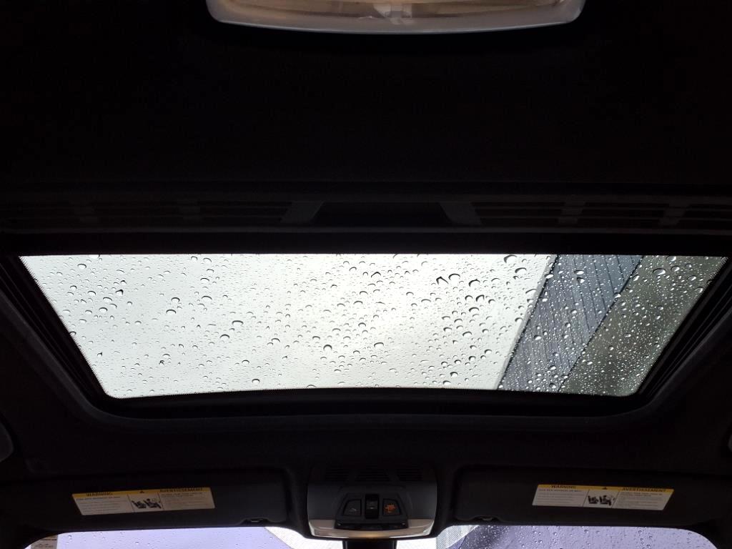 Vehicle image 24 of 26