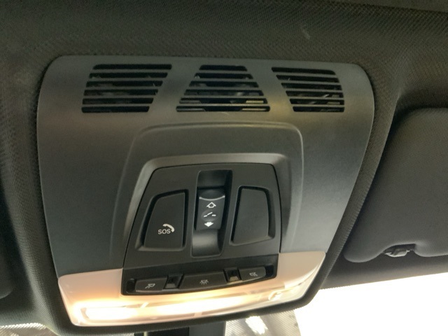 Vehicle image 30 of 47