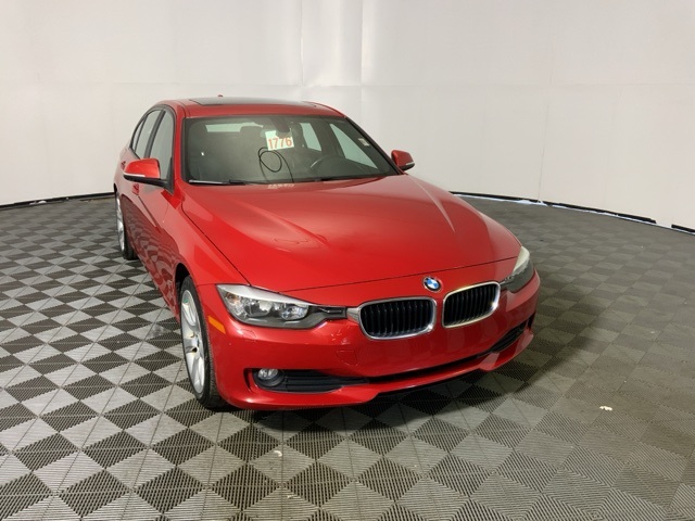 Vehicle image 5 of 47