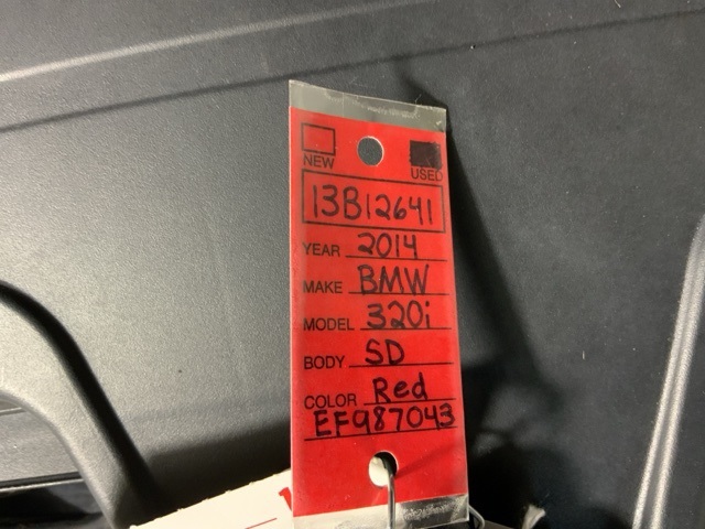 Vehicle image 33 of 47