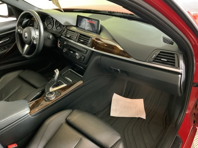 Vehicle image 24 of 47
