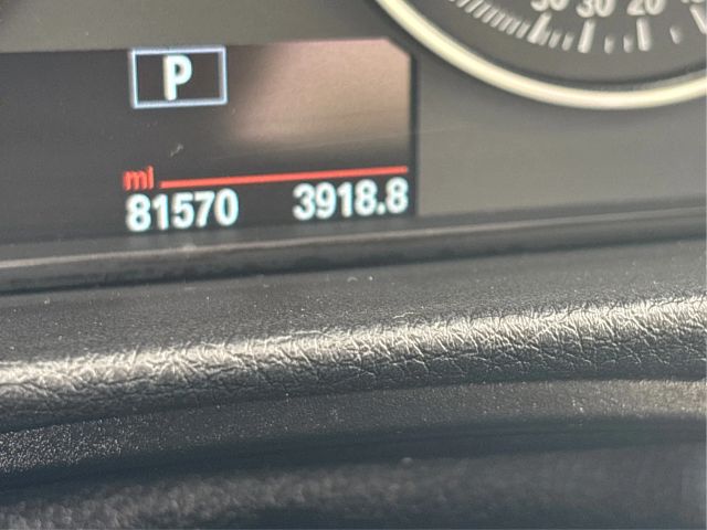 Vehicle image 21 of 44