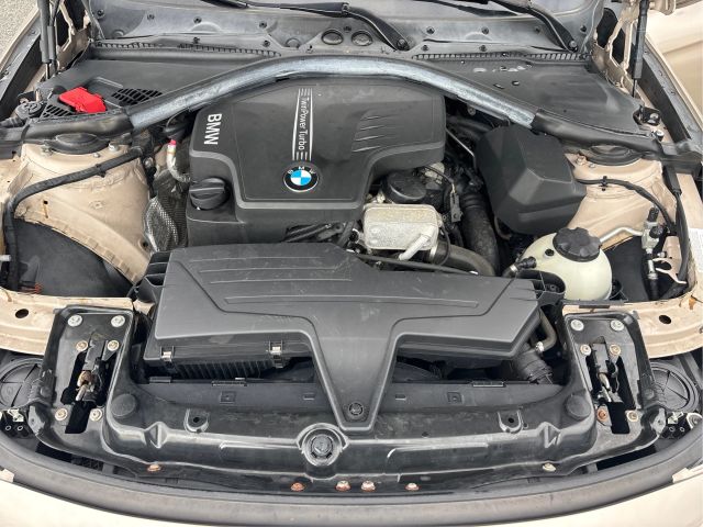 Vehicle image 11 of 44