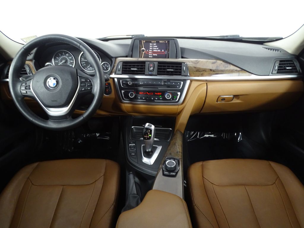 Vehicle image 14 of 38