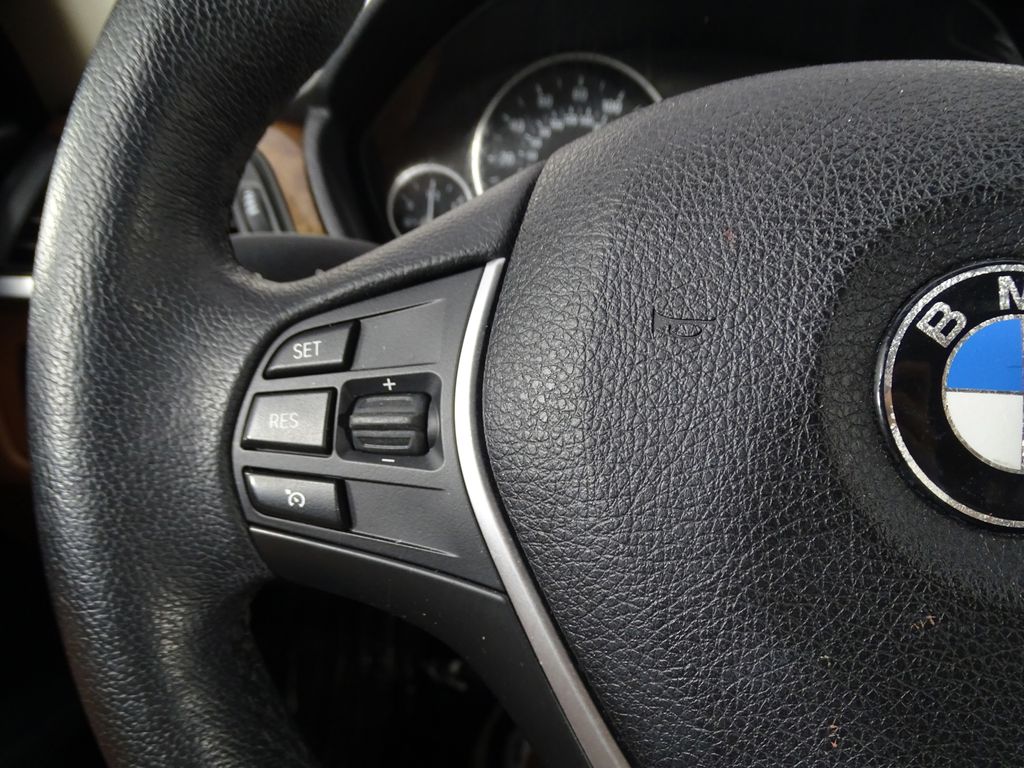 Vehicle image 36 of 38