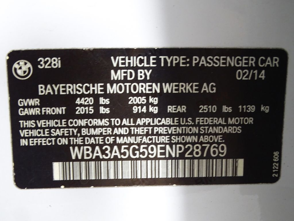 Vehicle image 33 of 38