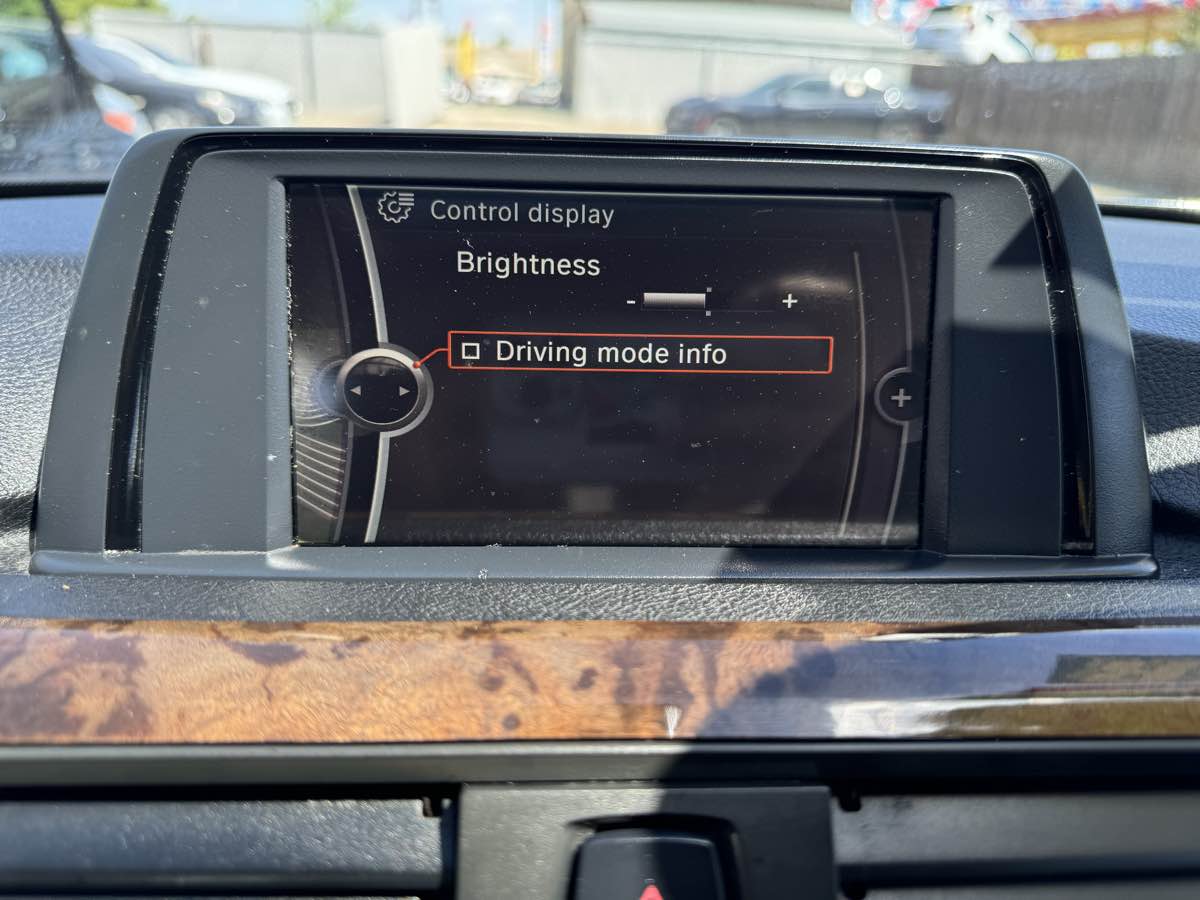 Vehicle image 16 of 16