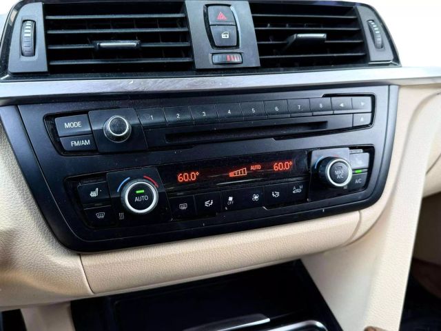 Vehicle image 16 of 22