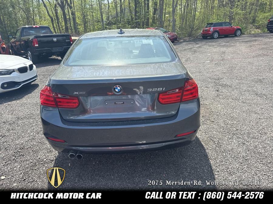 Vehicle image 15 of 31