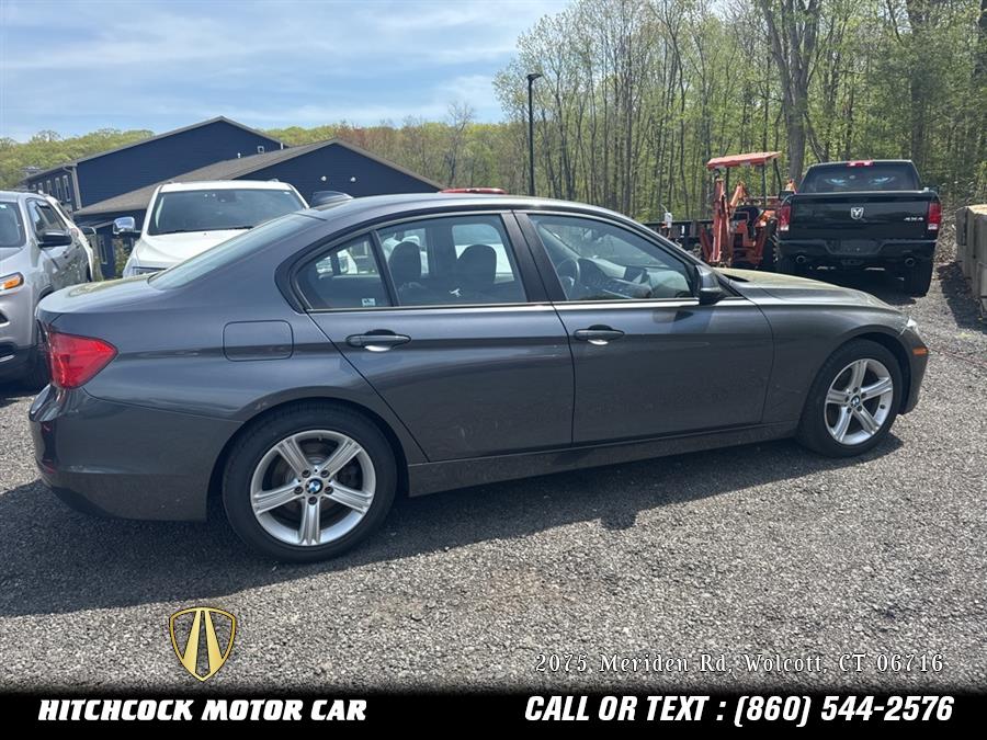Vehicle image 10 of 31
