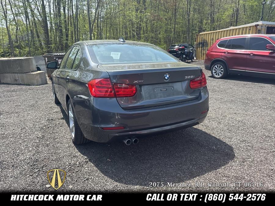 Vehicle image 13 of 31