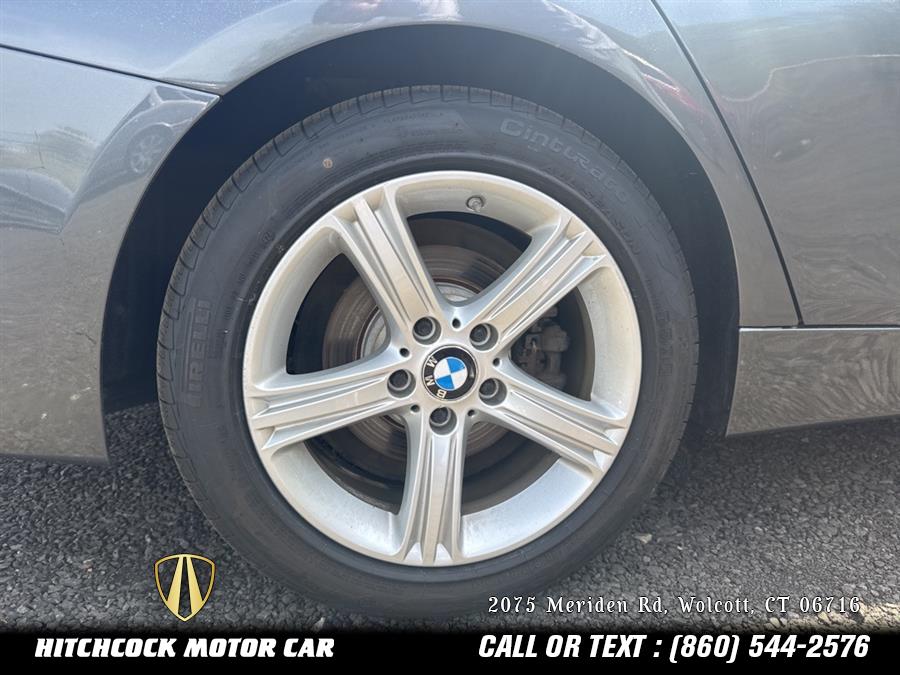 Vehicle image 18 of 31
