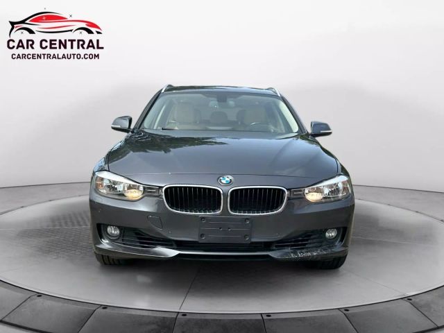 Vehicle image 2 of 25