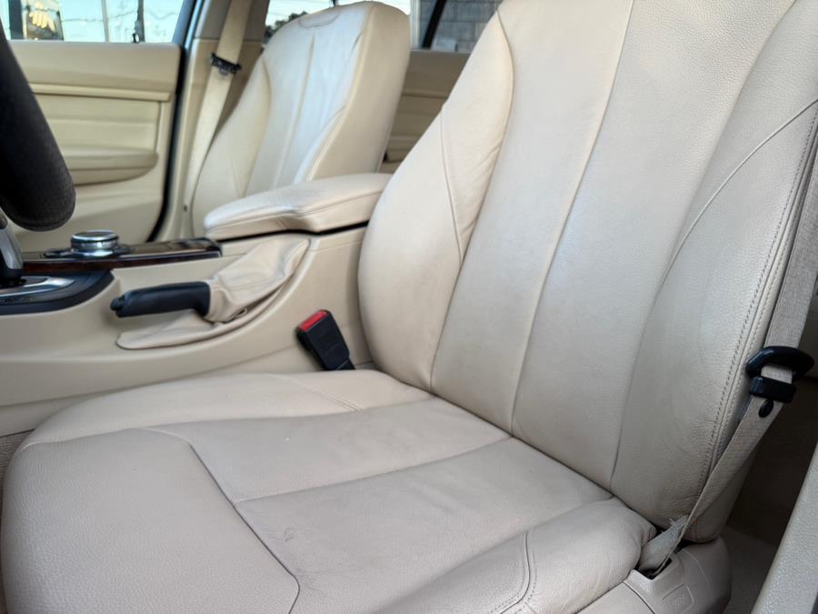 Vehicle image 14 of 38