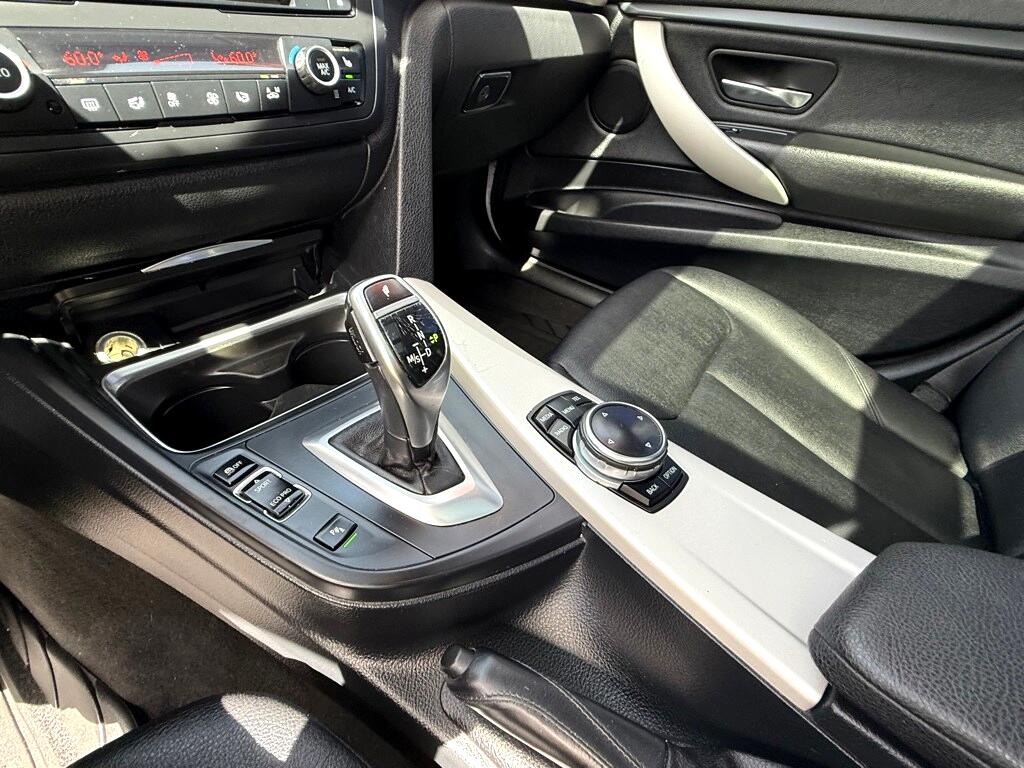 Vehicle image 24 of 35