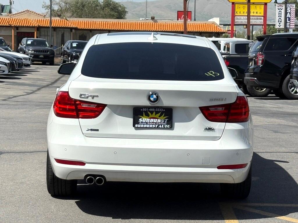 Vehicle image 5 of 35