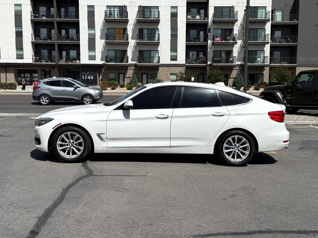 Vehicle image 7 of 35