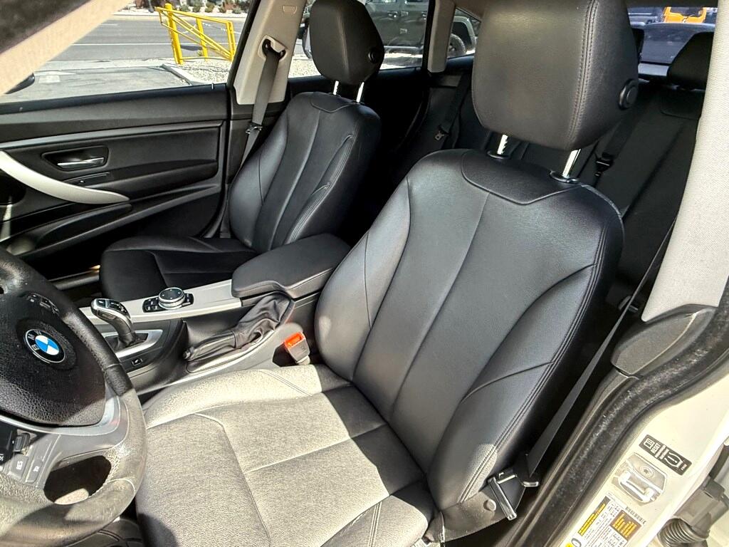 Vehicle image 14 of 35