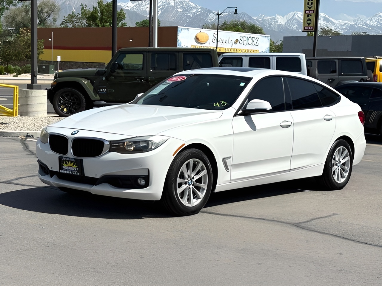 Vehicle image 29 of 35