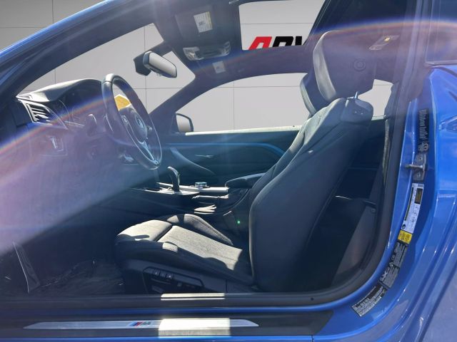 Vehicle image 9 of 30