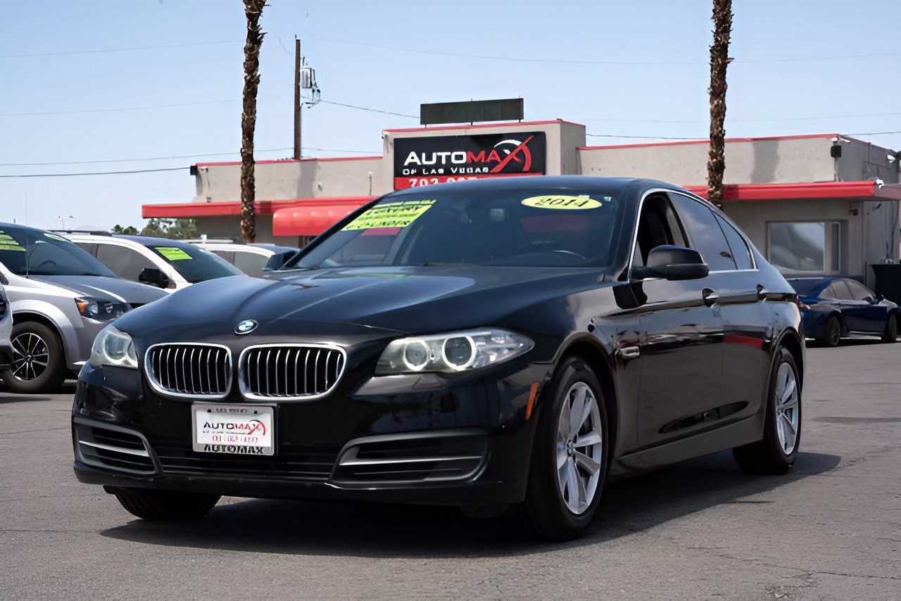 Vehicle image 19 of 22