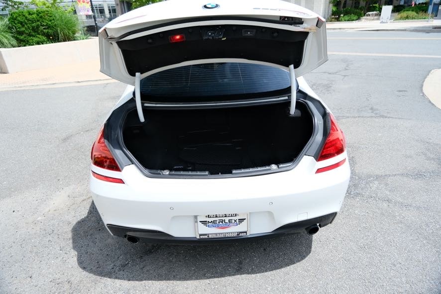 Vehicle image 12 of 43