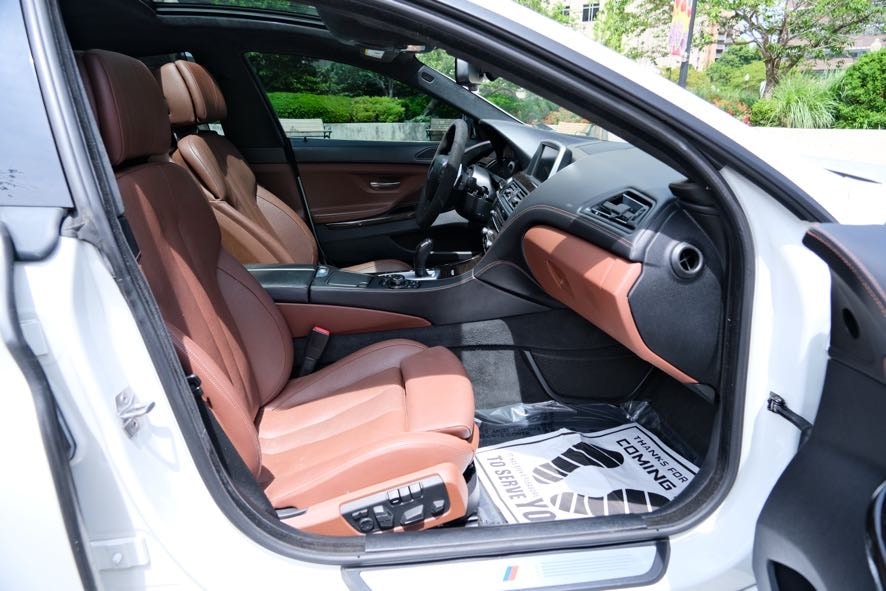 Vehicle image 34 of 43