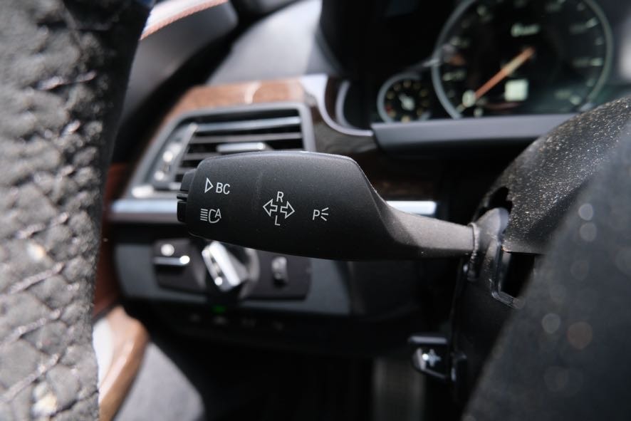 Vehicle image 41 of 43
