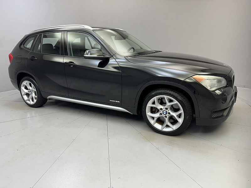 Vehicle image 4 of 39