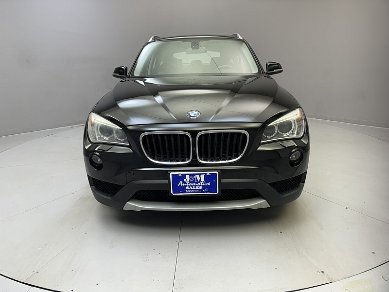 Vehicle image 3 of 39