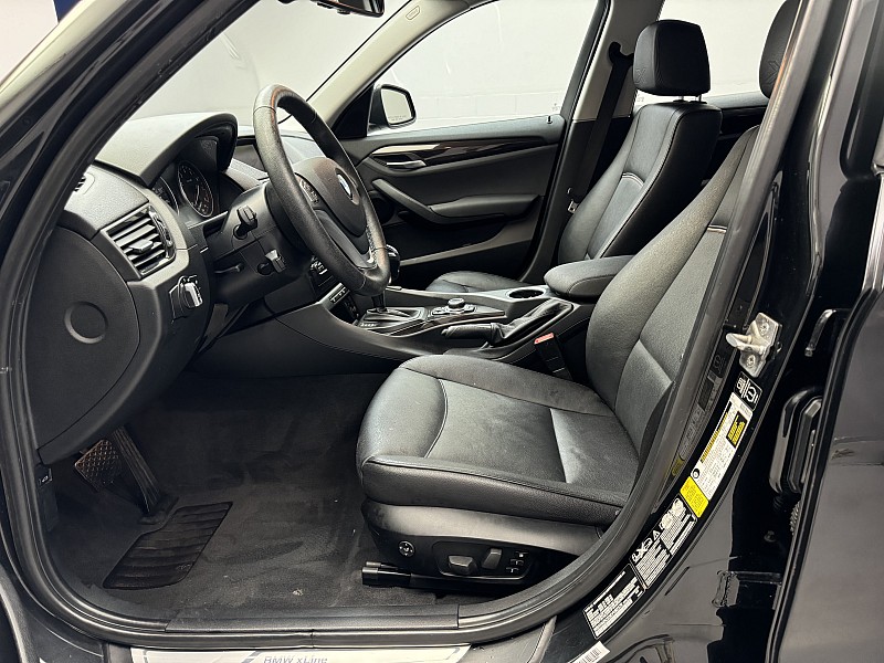Vehicle image 13 of 39