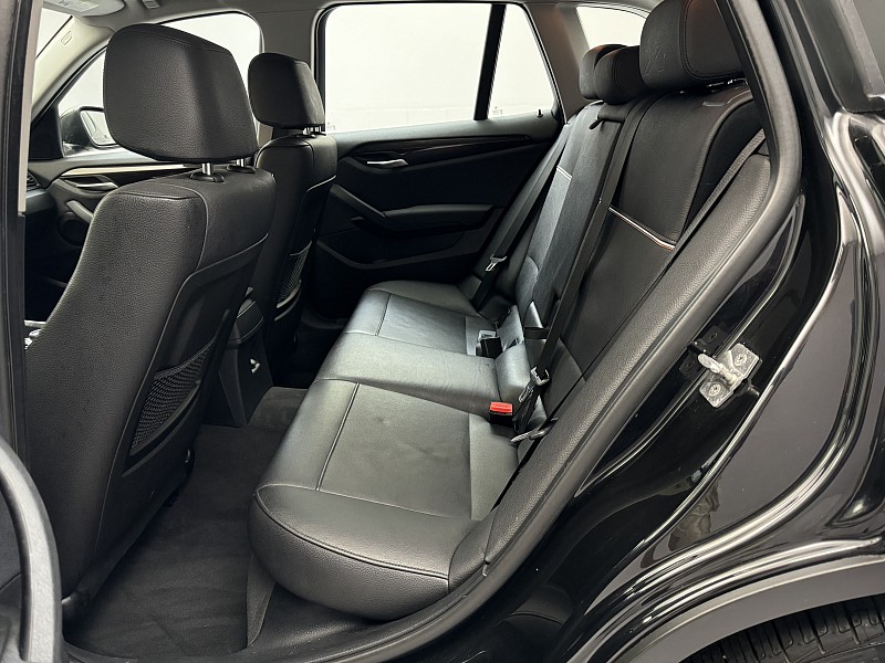 Vehicle image 15 of 39
