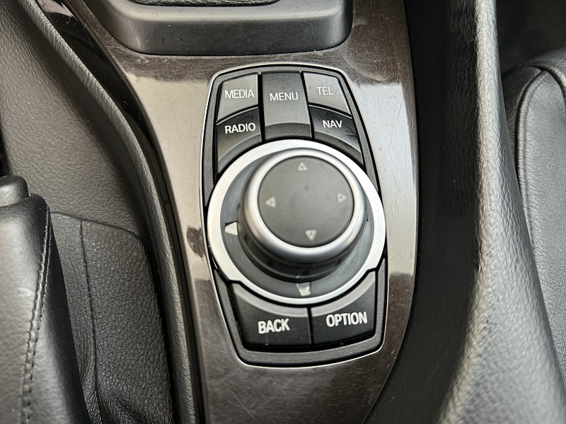 Vehicle image 30 of 39