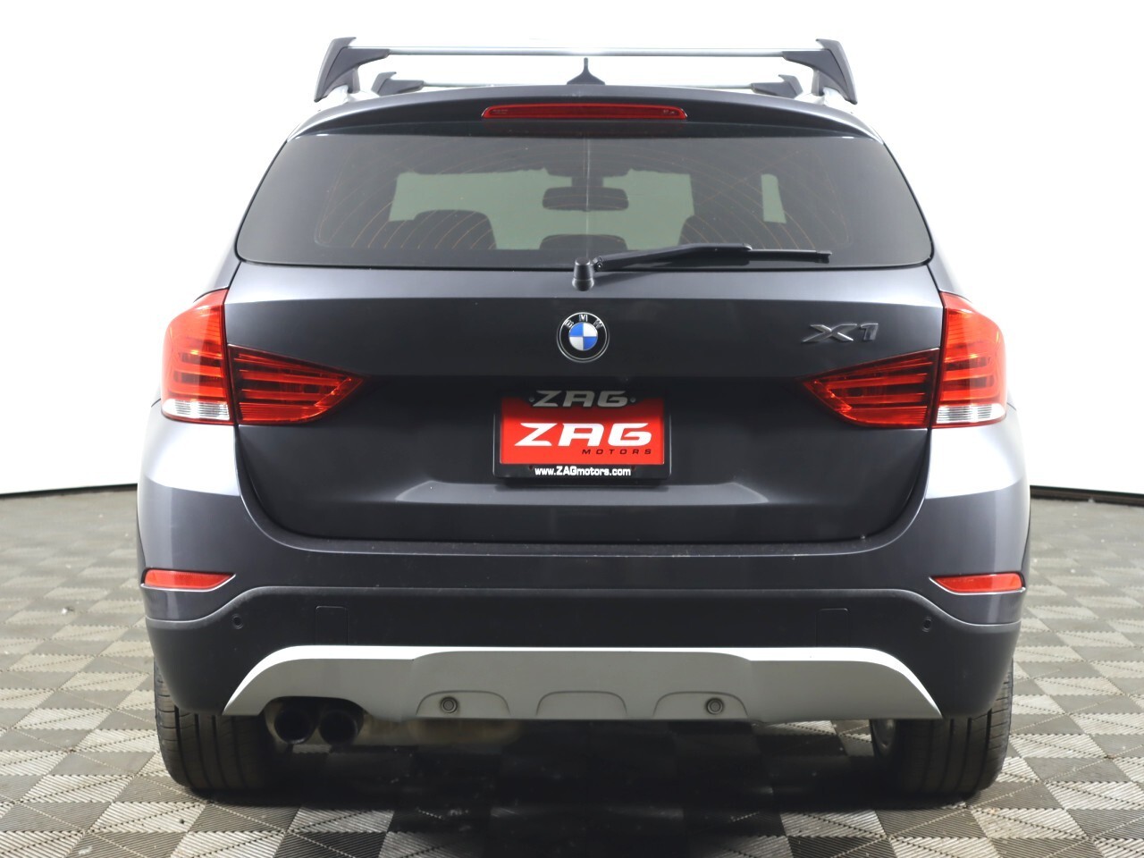 Vehicle image 5 of 42